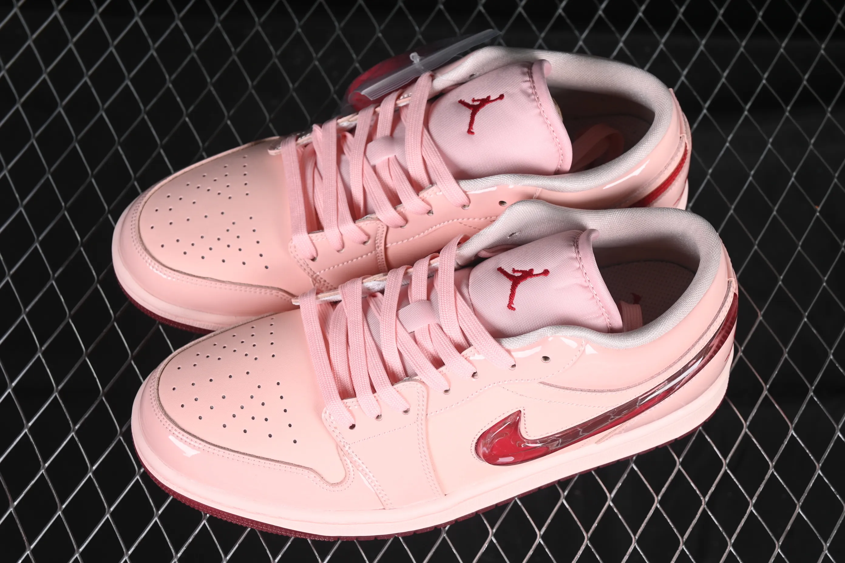 All categories Air Jordan Jordan series basketball shoes Air Jordan 1 Low Air Jordan 1 Low AJ1 Joe 1 Valentine's Day Jelly Pink Low-top cultural basketball shoes HF3174-600